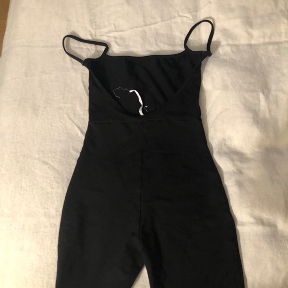 Are You Am I black romper xs - Picture 2 of 3
